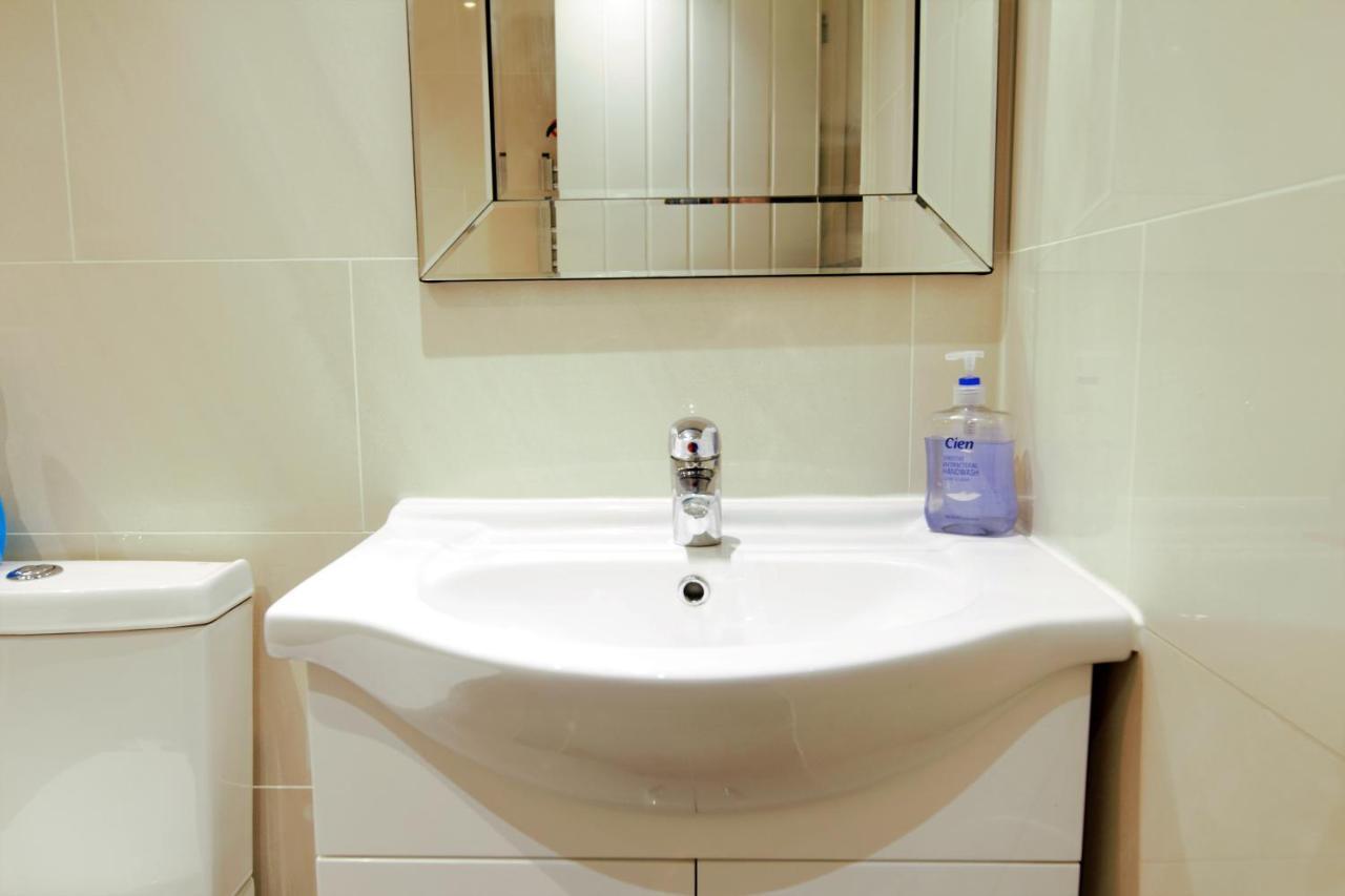Stylish 2 Bedroom Apartment In The Heart Of Greenwich London Eksteriør billede