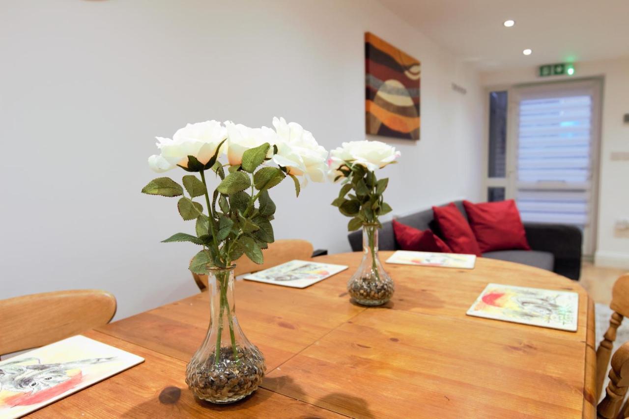 Stylish 2 Bedroom Apartment In The Heart Of Greenwich London Eksteriør billede